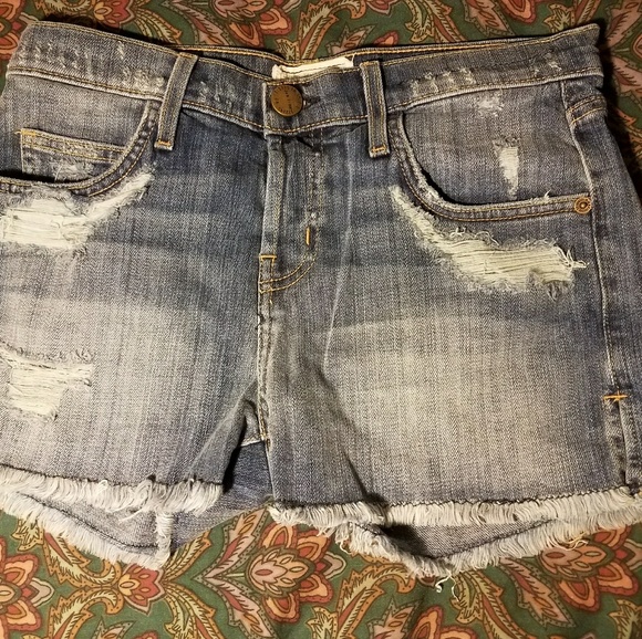 Shorts - Picture 3 of 3